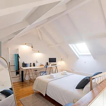 O Aleph, Irresistible Duplex Apt. W/ac And Balcony Apartment
