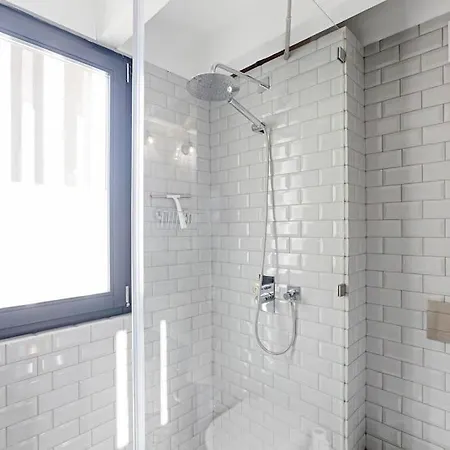 Apartment O Aleph, Irresistible Duplex Apt. W/ac And Balcony