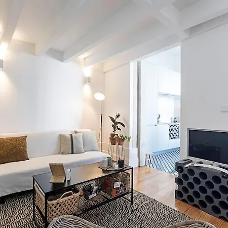 Apartment O Aleph, Irresistible Duplex Apt. W/ac And Balcony *