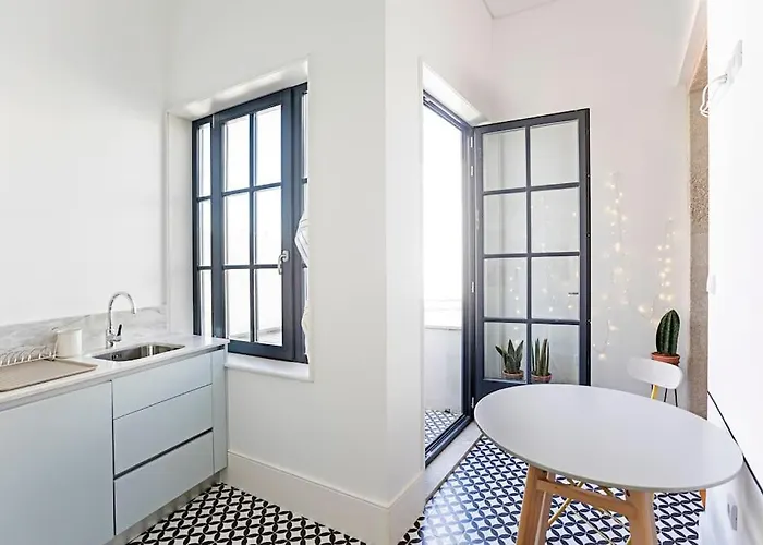 Daire O Aleph, Irresistible Duplex Apt. W/ac And Balcony